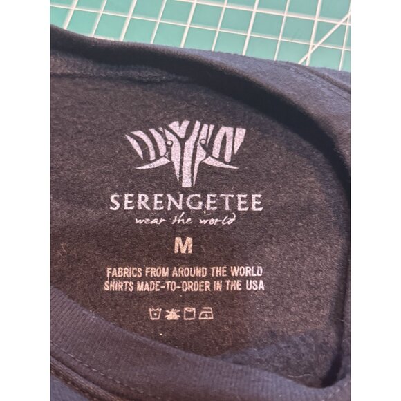 Serengetee Black "Weekends Are For Adventure" T-Shirt M Cotton Blend - Picture 2 of 4